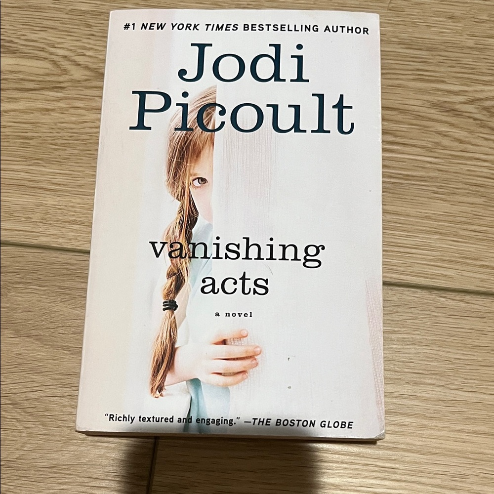 Jodi Picoult 'Vanishing Acts' Book